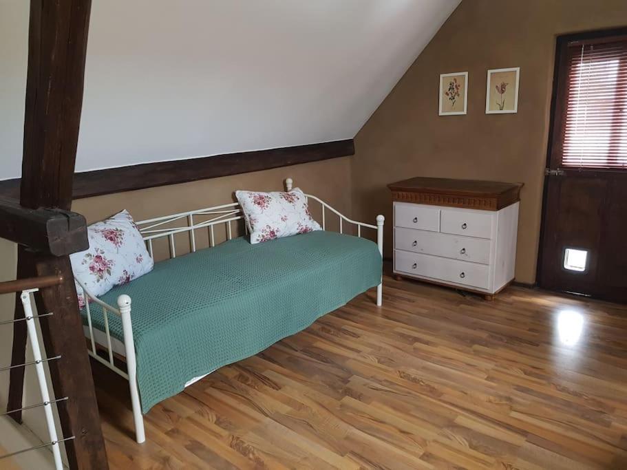 Romantisches Rosencottage Hofheim in Unterfranken Eksteriør bilde